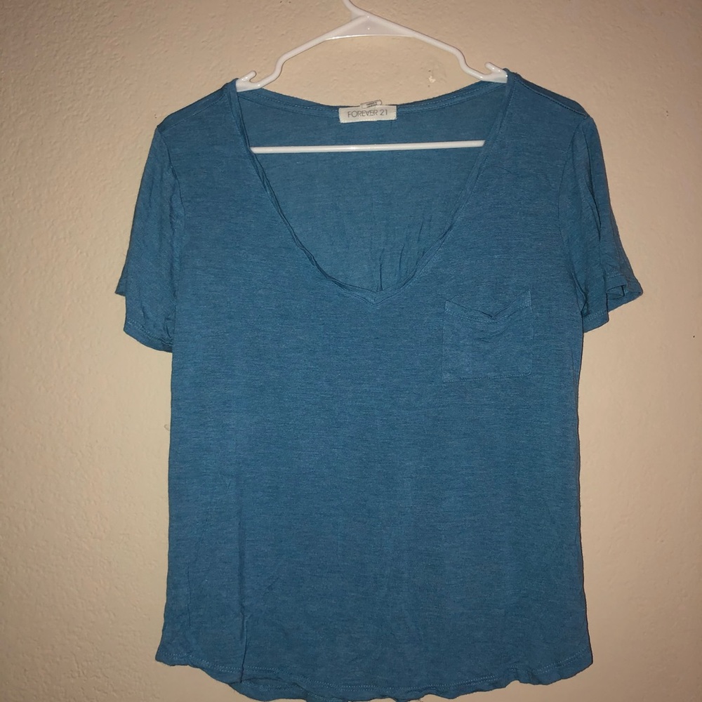 Forever 21 T-Shirt